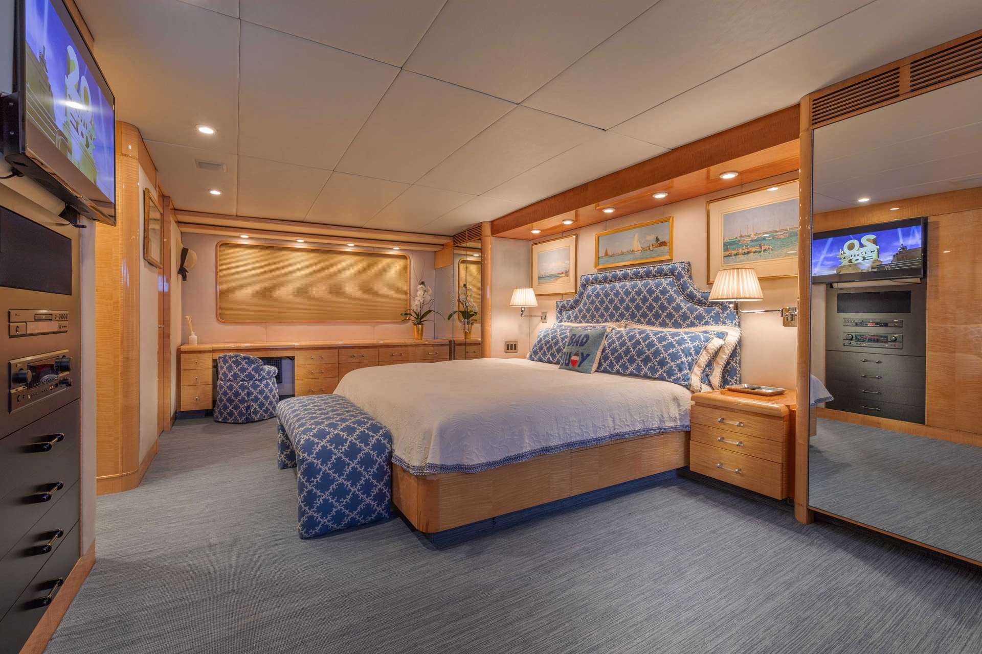 Charter Yacht RENA - NQEA 44m - 5 Cabins - Nassau - Exumas - Bahamas
