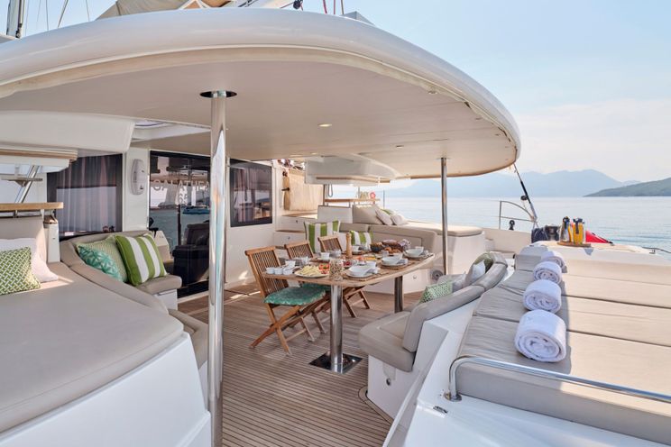 Charter Yacht WORLD`S END - Fountaine Pajot Galathea 65 - 5 Cabins - Athens - Mykonos - Cyclades - Greece - Praslin - Seychelles - Indian Ocean