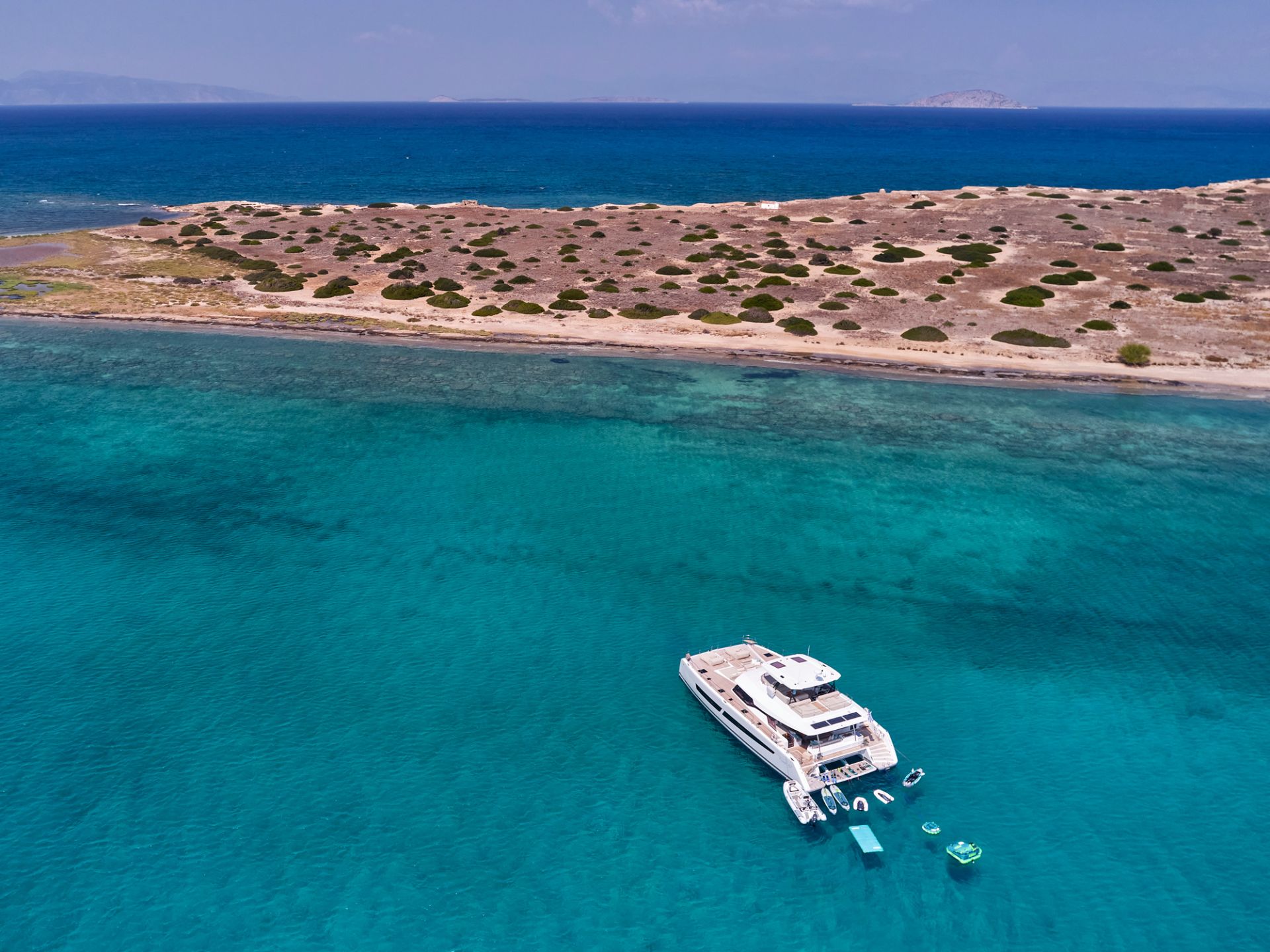 Charter Yacht ELLY - Fountaine Pajot Power 67 - 4 Cabins - Athens - Mykonos - Paros - Cyclades - Greece