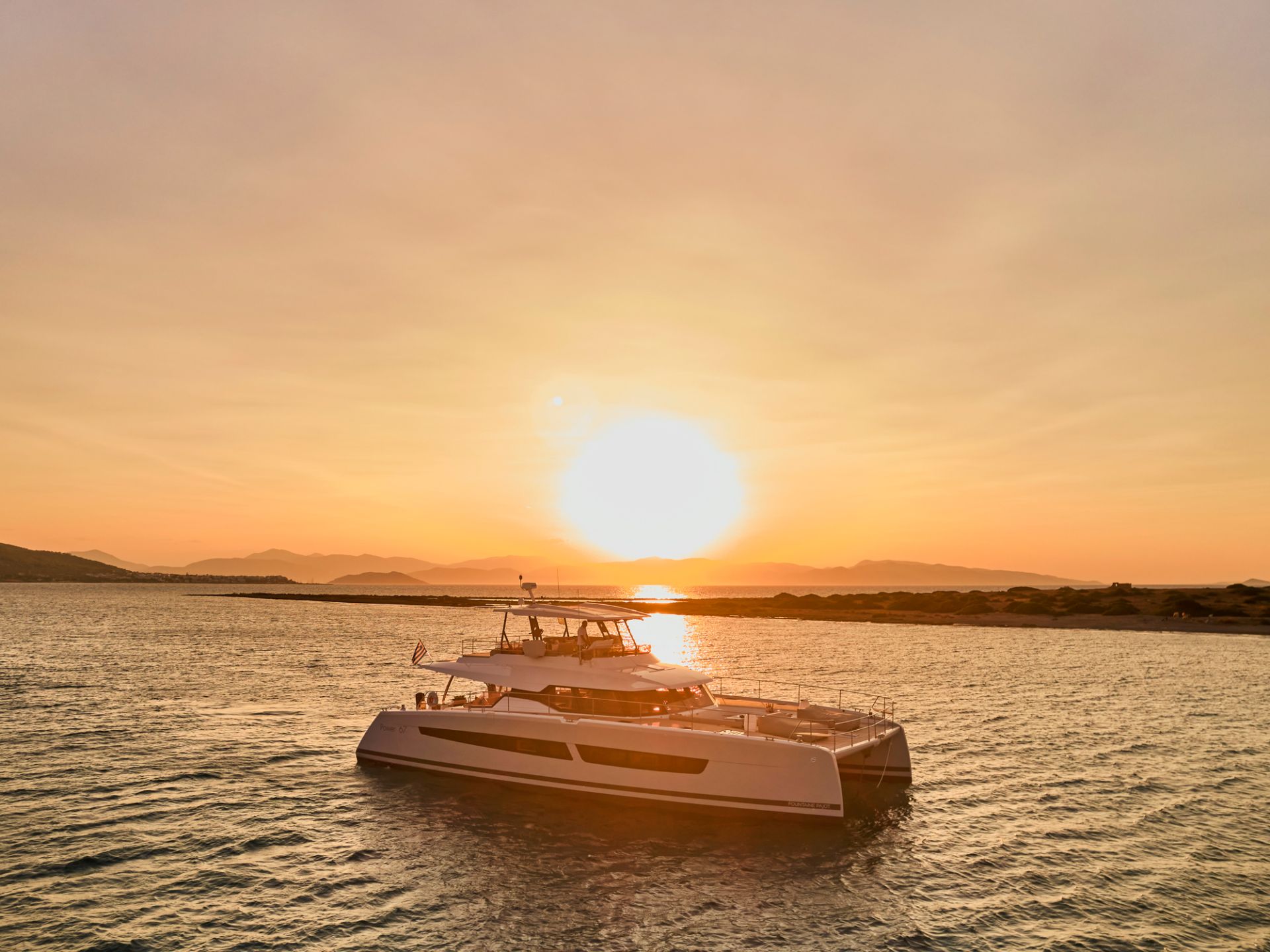 Charter Yacht ELLY - Fountaine Pajot Power 67 - 4 Cabins - Athens - Mykonos - Paros - Cyclades - Greece