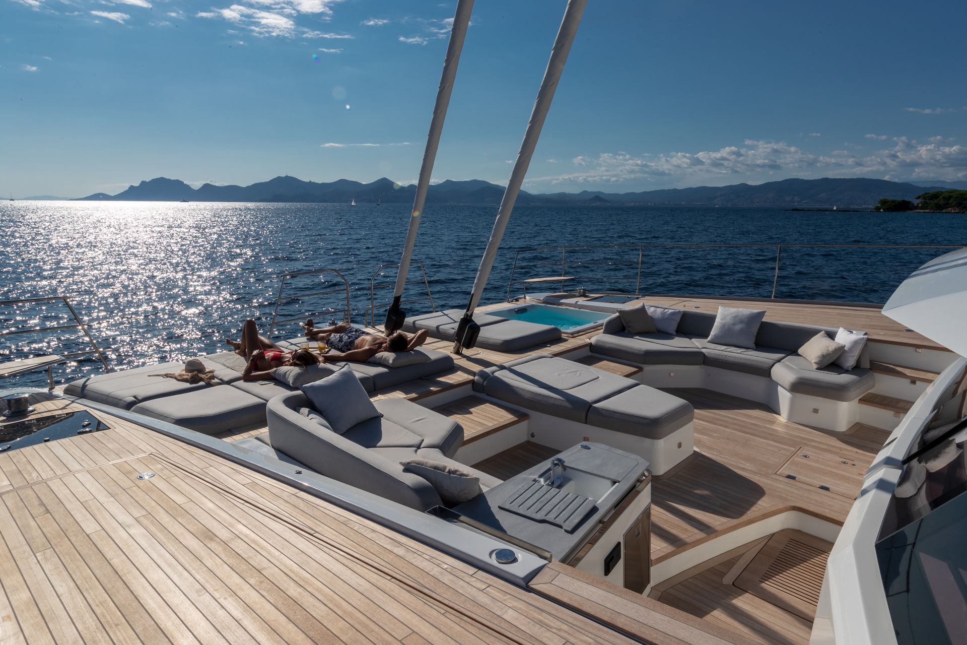 SERENISSIMA III Fountaine Pajot 80 - guests on the foredeck