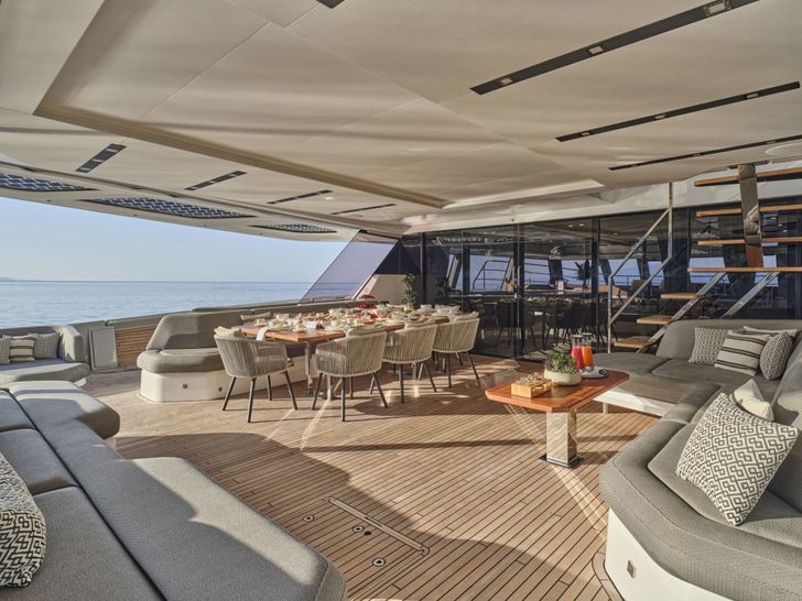 CHRISTAL MIO Fountaine Pajot 80 Guest cabin(Sistership) CHRISTAL MIO Fountaine Pajot 80 Guest cabin(Sistership)