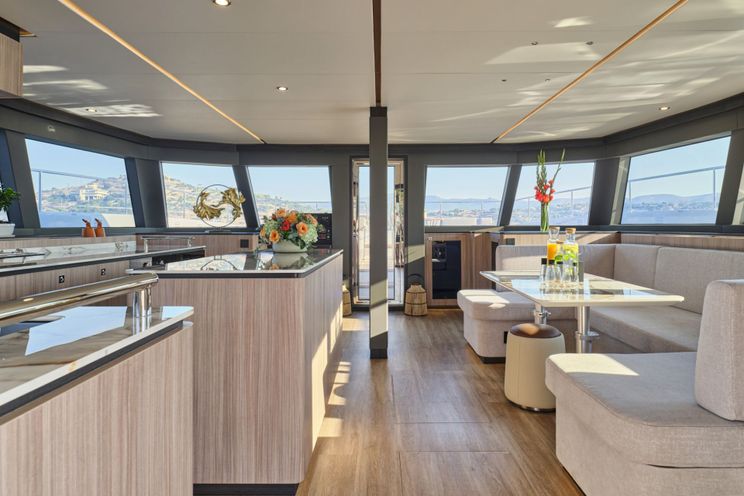 Charter Yacht ANDARE OLTRE - Heysea 60 - 5 Cabins - Athens - Mykonos - Paros - Cyclades - Greece