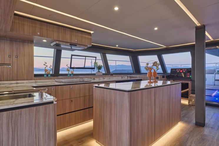 Charter Yacht ANDARE OLTRE - Heysea 60 - 5 Cabins - Athens - Mykonos - Paros - Cyclades - Greece
