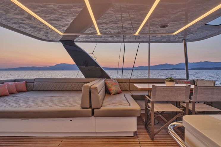 Charter Yacht ANDARE OLTRE - Heysea 60 - 5 Cabins - Athens - Mykonos - Paros - Cyclades - Greece