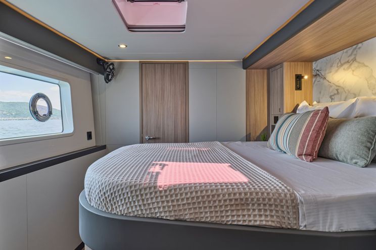 Charter Yacht ANDARE OLTRE - Heysea 60 - 5 Cabins - Athens - Mykonos - Paros - Cyclades - Greece