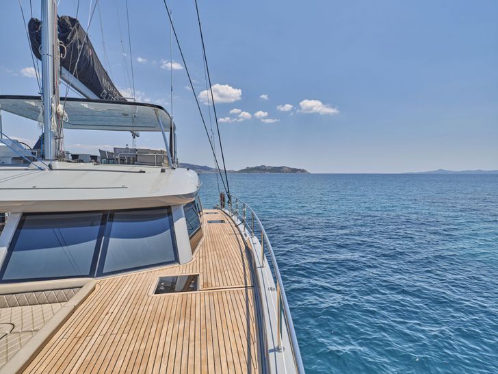 Side deck Side deck