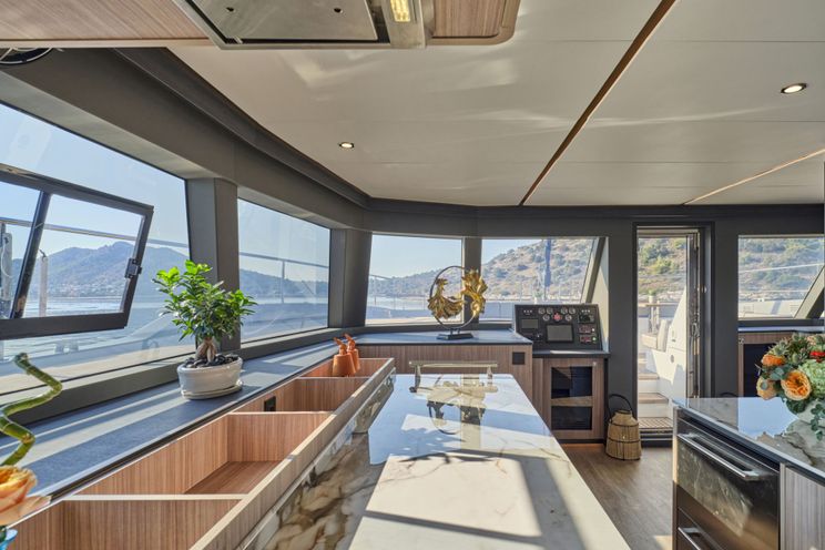 Charter Yacht ANDARE OLTRE - Heysea 60 - 5 Cabins - Athens - Mykonos - Paros - Cyclades - Greece