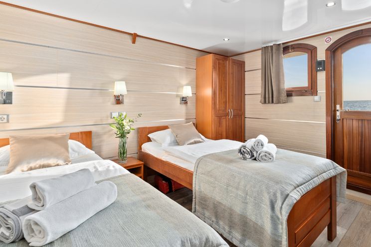 Charter Yacht KARIZMA - Custom 48m - 17 Cabins - Split - Dubrovnik - Hvar - Croatia