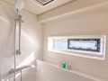 ASTORIA Fountaine Pajot Samana 59 - master cabin shower ASTORIA Fountaine Pajot Samana 59 - master cabin shower