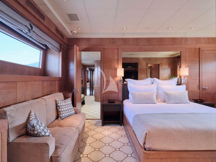 ELEMENT - master cabin ELEMENT - master cabin