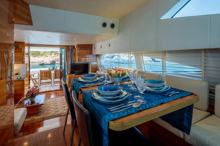 Charter Yacht GEORGE V - Aicon 67 - 4 Cabins - Athens - Mykonos - Rhodes - Santorini