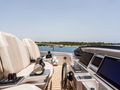 CHERRY Pershing 8X - flybridge helm CHERRY Pershing 8X - flybridge helm