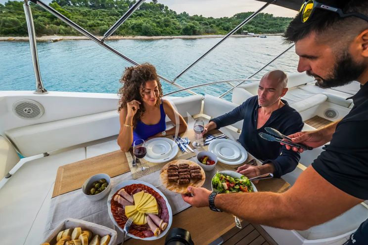 Charter Yacht 2 DRUNK - Sunseeker Manhattan 63 - 4 Cabins - Trogir - Split - Dubrovnik - Hvar - Croatia