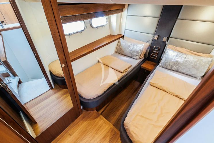 Charter Yacht 2 DRUNK - Sunseeker Manhattan 63 - 4 Cabins - Trogir - Split - Dubrovnik - Hvar - Croatia