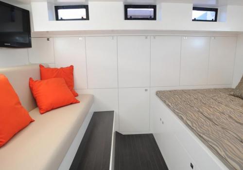 Med 48 - saloon lounge