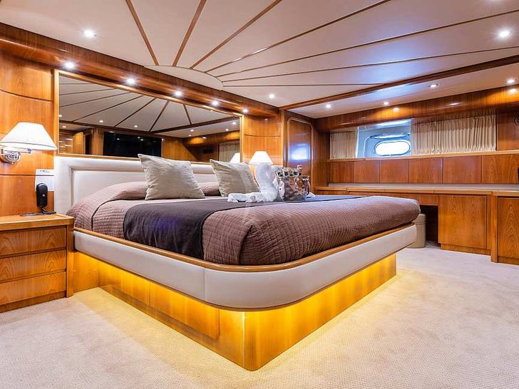 STAR LINK - Master Cabin STAR LINK - Master Cabin