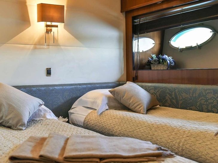 AGAVE convertible cabin