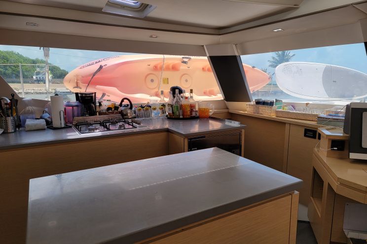 Charter Yacht DISCOVER - Fountaine Pajot Saba 50 - 5 Cabins - San Pedro - Drowned Cayes - Goff's Caye - St. George`s Caye - Belize