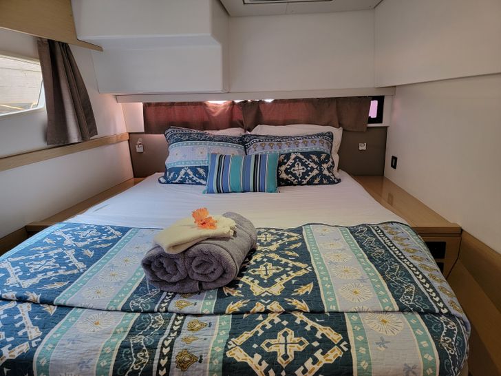 DISCOVER Fountaine Pajot Saba 50 - VIP cabin 1 DISCOVER Fountaine Pajot Saba 50 - VIP cabin 1