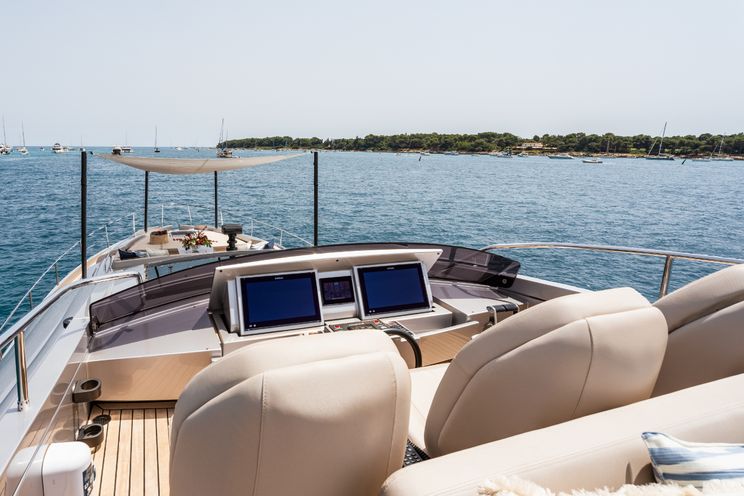 Charter Yacht CHERRY - Pershing 8X - 4 Cabins - Cap d'Ail - Monaco - Cannes - Nice - St Tropez - Monaco - French Riviera