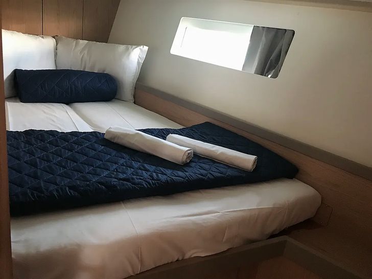 ALGEIBA Oceanis 45 - guest cabin ALGEIBA Oceanis 45 - guest cabin