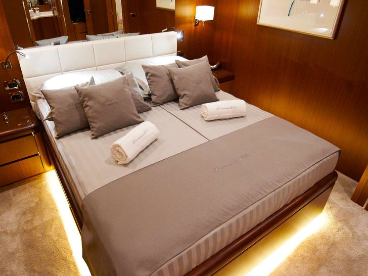 PRINCESS LONA VIP cabin