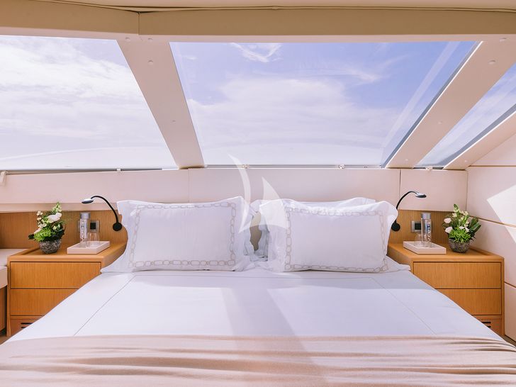 MELI Ferretti 881 - upper VIP cabin MELI Ferretti 881 - upper VIP cabin