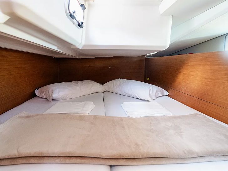 DIANA -Sun Odyssey 440 - guestroom DIANA -Sun Odyssey 440 - guestroom