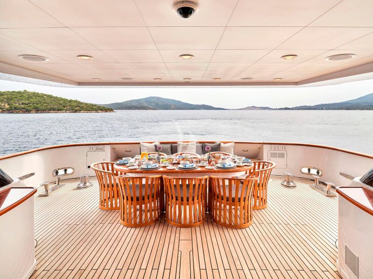 ELEMENT - main deck dining table ELEMENT - main deck dining table