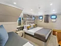 FREEDOM Custom 48m - double twin cabin FREEDOM Custom 48m - double twin cabin