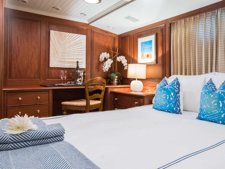 Queen Stateroom