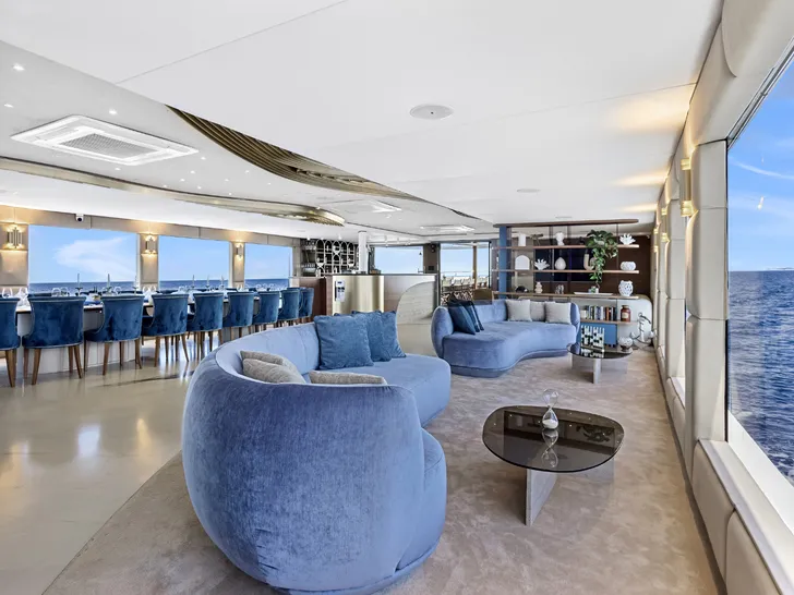 BELLA Custom 48m - saloon lounge BELLA Custom 48m - saloon lounge