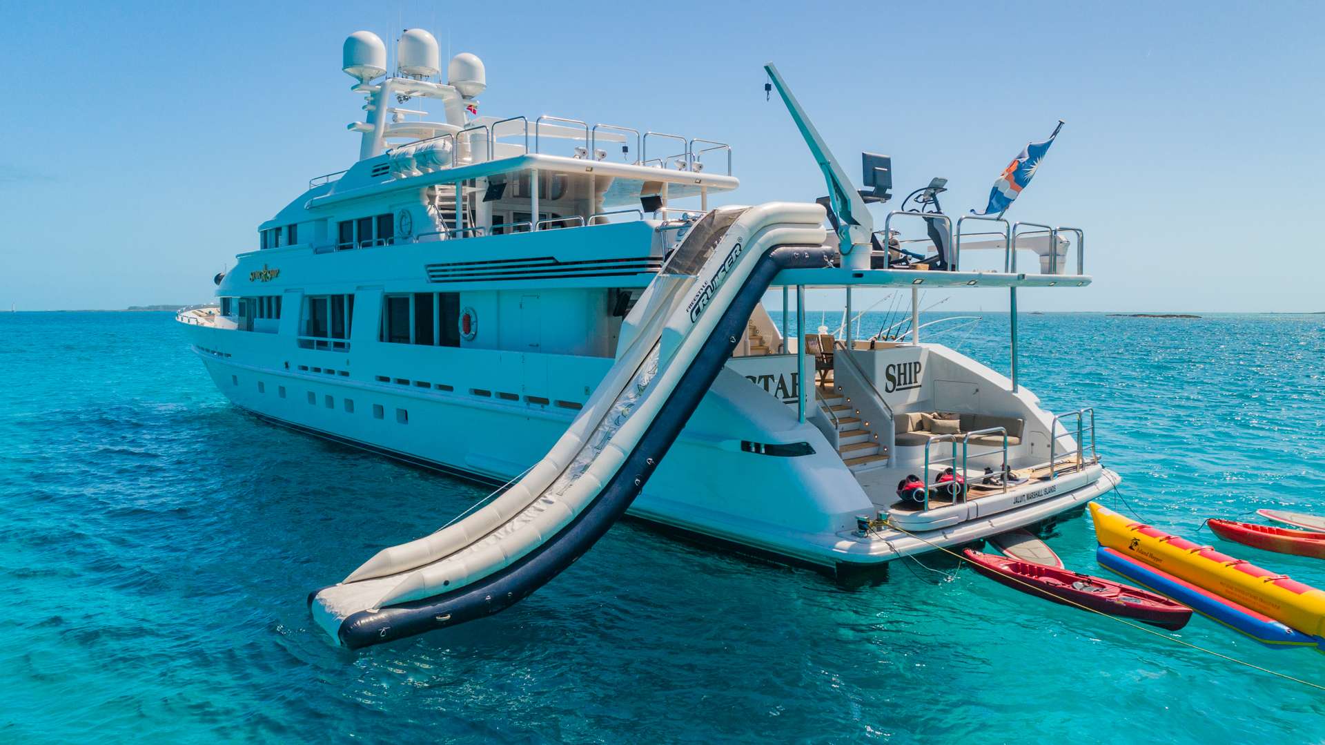 Charter Yacht STARSHIP - Van Mill 143 - 5 Cabins - Nassau - Staniel Cay - Exumas - Bahamas