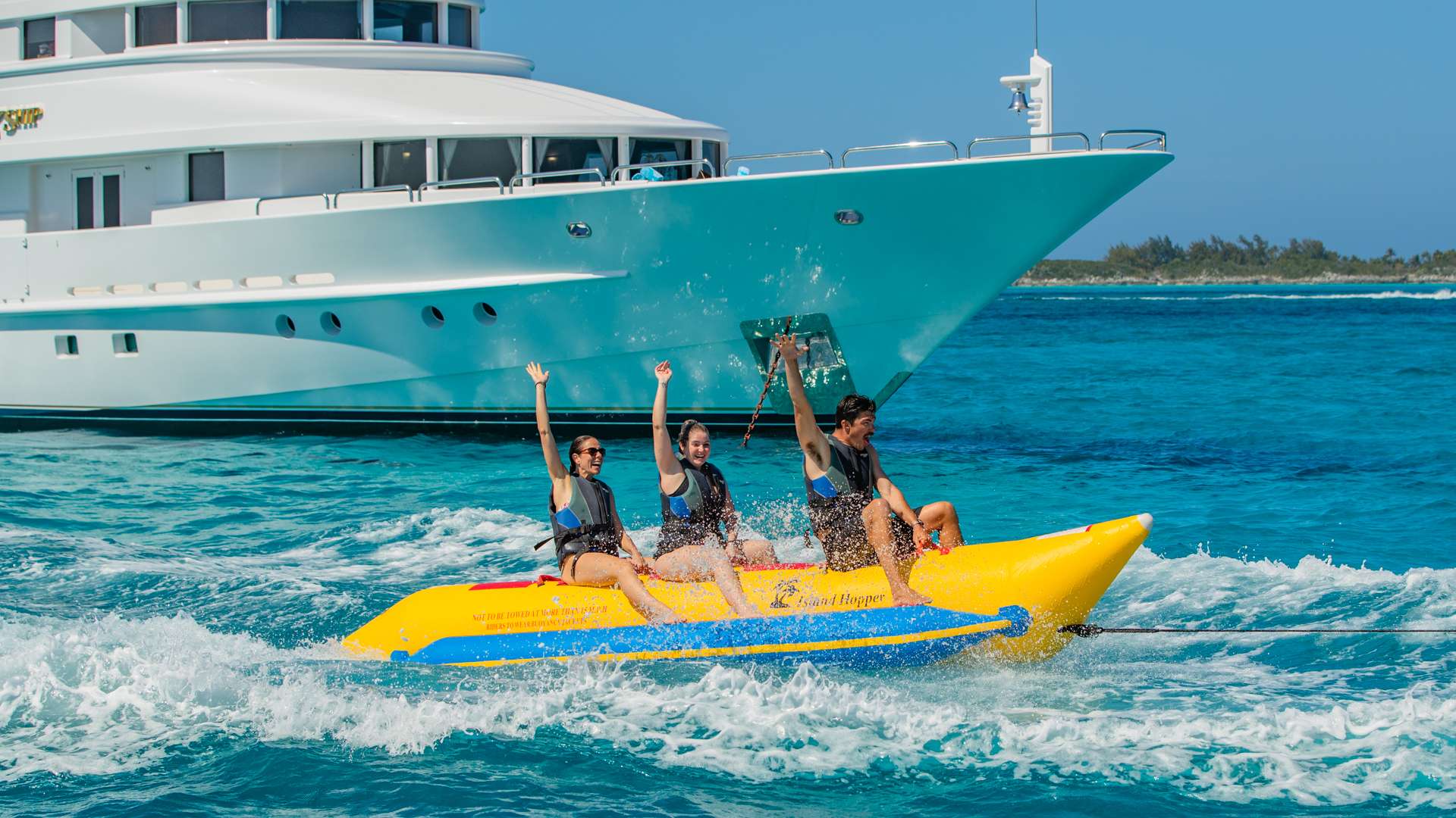 Charter Yacht STARSHIP - Van Mill 143 - 5 Cabins - Nassau - Staniel Cay - Exumas - Bahamas