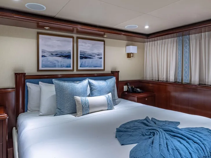 STARSHIP - Van Mill 43 m,VIP cabin 1 STARSHIP - Van Mill 43 m,VIP cabin 1