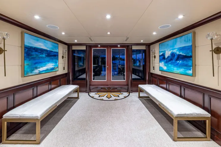 Charter Yacht STARSHIP - Van Mill 143 - 5 Cabins - Fort Lauderdale - Florida East Coast - Nassau - Staniel Cay - Exumas - Bahamas