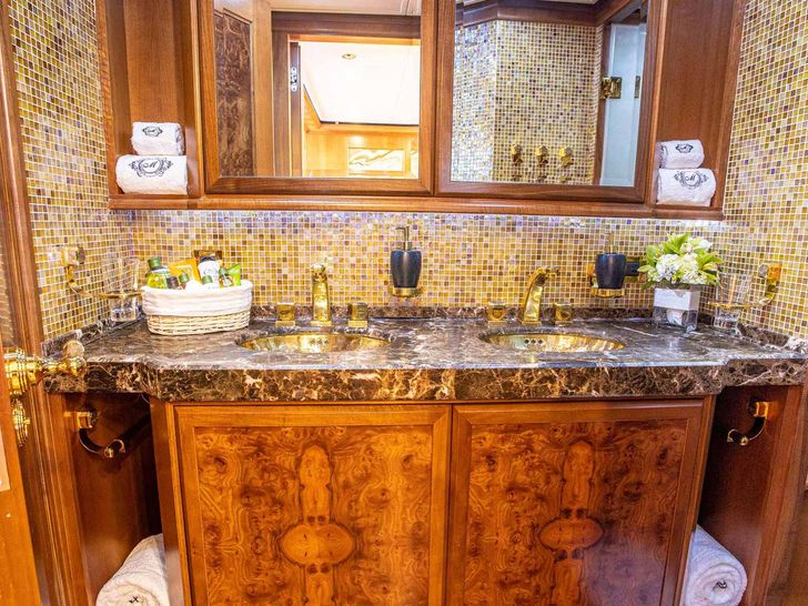 Milaya ensuite Milaya ensuite