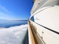 SCHATZI Fairline Squadron 78 - side walkway SCHATZI Fairline Squadron 78 - side walkway