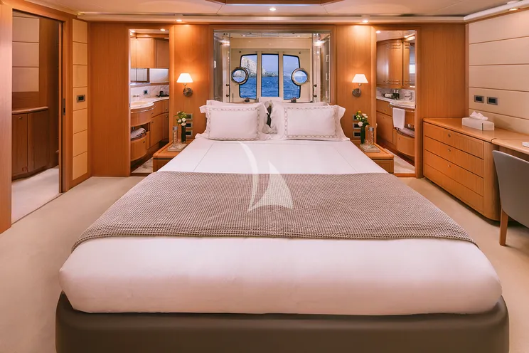 Charter Yacht MELI - Ferretti 881 - 5 Cabins - Athens - Mykonos - Paros - Cyclades - Greece