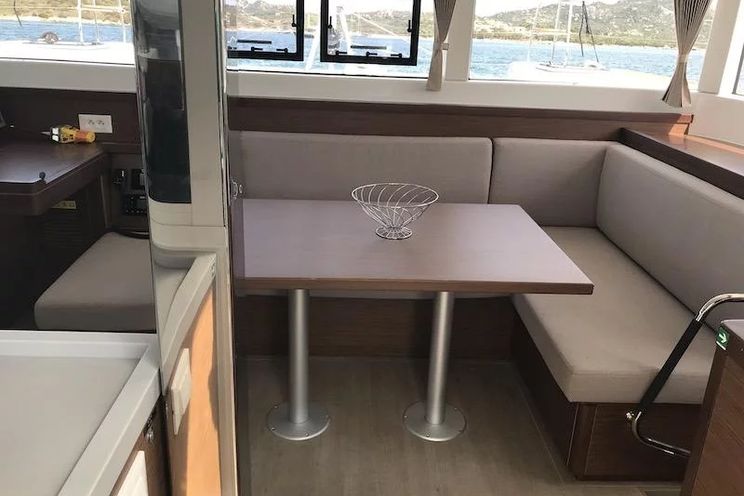 Charter Yacht AQUILA - Lagoon 40 - 4 cabins - Portisco - Sardinia - Italy