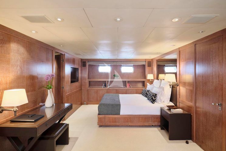 Charter Yacht ELEMENT - Cantieri di Pisa - 6 Cabins - Western Mediterranean
