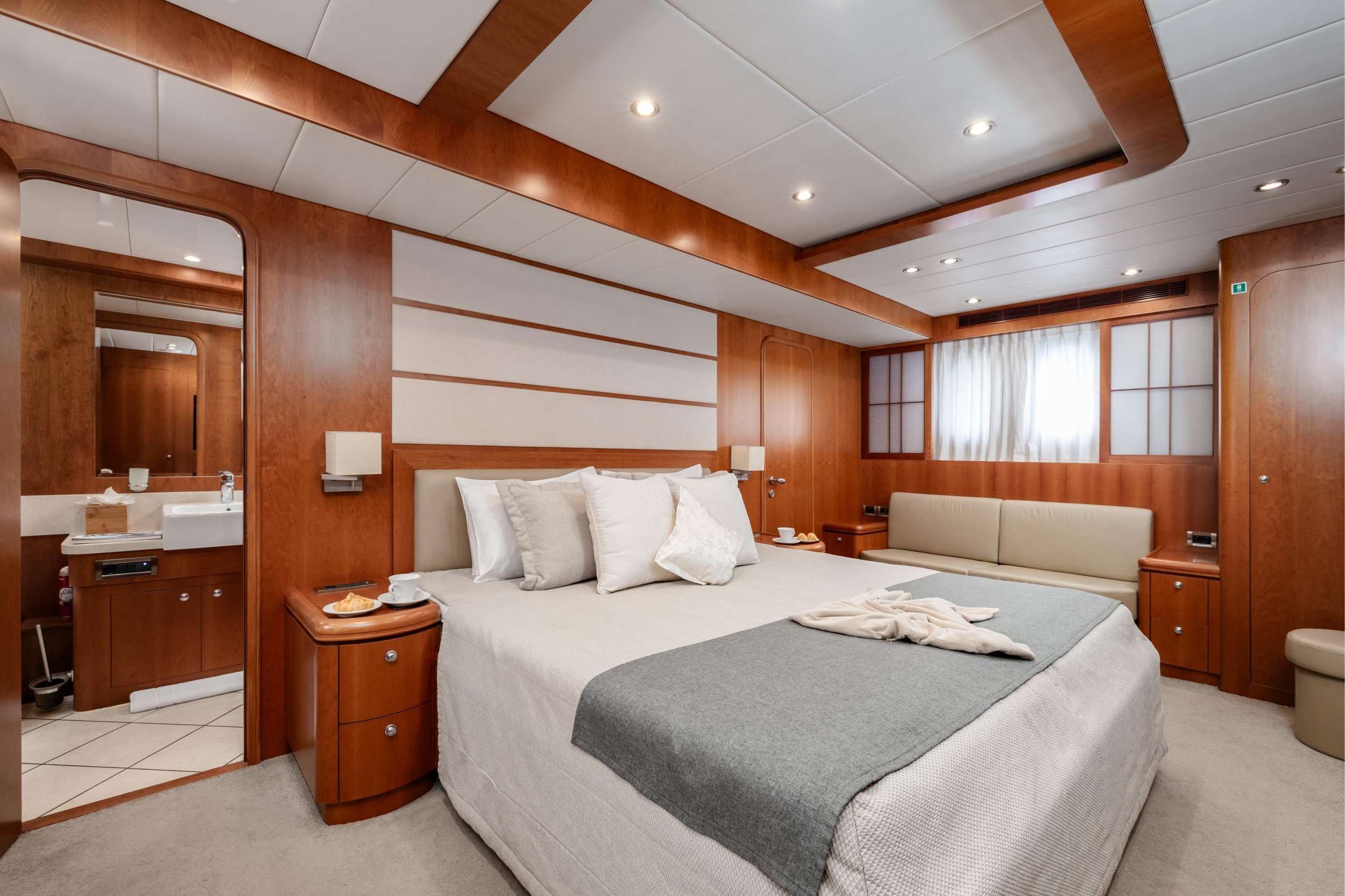 ANNABEL II Horizon 30m - master cabin