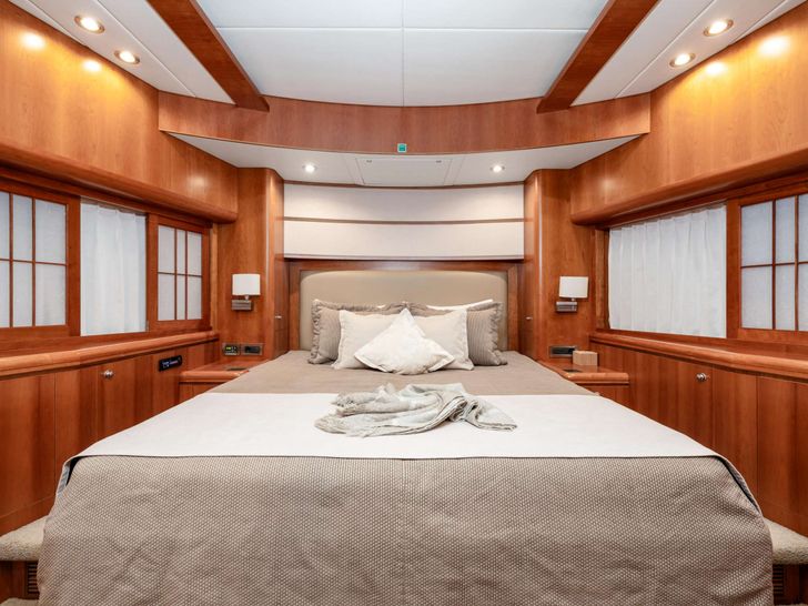 ANNABEL II Horizon 30m - VIP cabin ANNABEL II Horizon 30m - VIP cabin