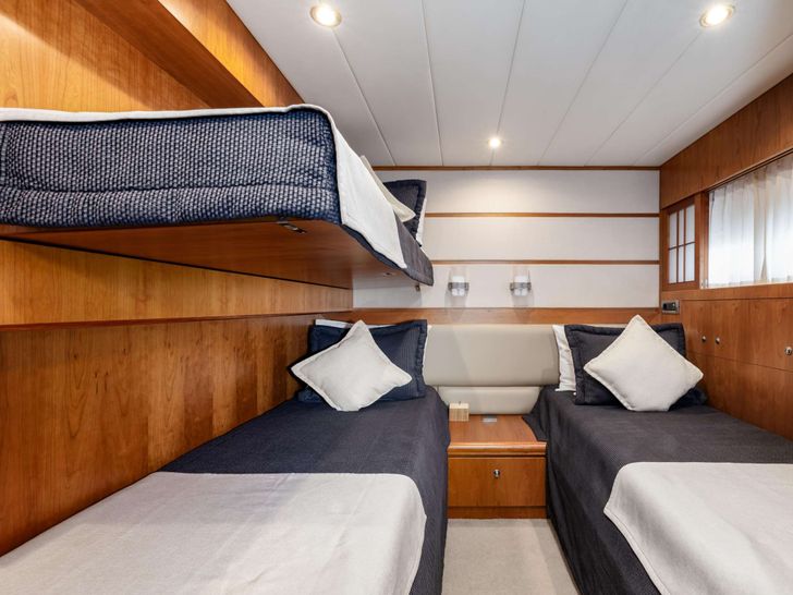 ANNABEL II Horizon 30m - twin cabin with a Pullman ANNABEL II Horizon 30m - twin cabin with a Pullman