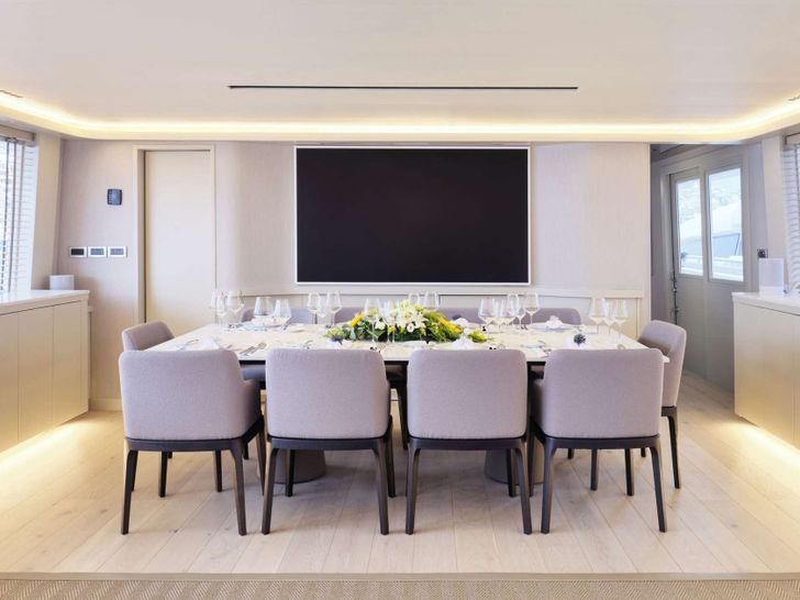Dining Area Dining Area
