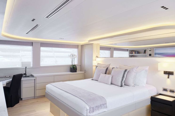 Charter Yacht ENDLESS SUMMER - Westport 130 - 6 Cabins - Athens - Rhodes - Santorini - Mykonos