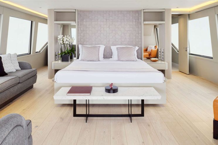 Charter Yacht ENDLESS SUMMER - Westport 130 - 6 Cabins - Athens - Rhodes - Santorini - Mykonos