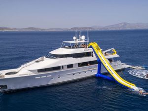 ENDLESS SUMMER - Westport 130 - 6 Cabins - Athens - Rhodes - Santorini - Mykonos ENDLESS SUMMER - Westport 130 - 6 Cabins - Athens - Rhodes - Santorini - Mykonos