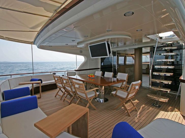 AFT DINING&SEATING AFT DINING&SEATING